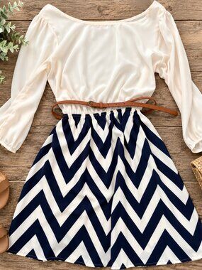 Madelynn Navy White Chevron Belted Dress Cream Blouson Top Size Medium